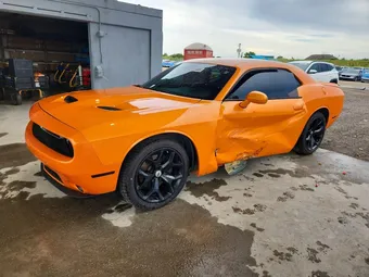 2018 Dodge Challenger 2C3CDZBT1JH251852