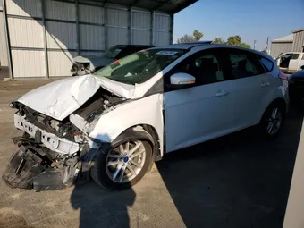 2015 Ford Focus 1FADP3K2XFL242708