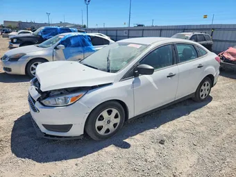 2017 Ford Focus 1FADP3E27HL206196