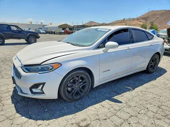 2019 Ford Fusion 3FA6P0RU3KR208913