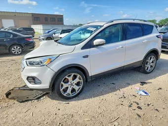 2018 Ford Escape 1FMCU9J94JUC19049