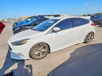 2018 Ford Focus 1FADP3L96JL213470