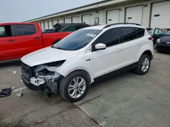2018 Ford Escape 1FMCU0HD5JUA41142
