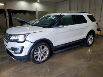 2017 Ford Explorer 1FM5K8D8XHGB61470