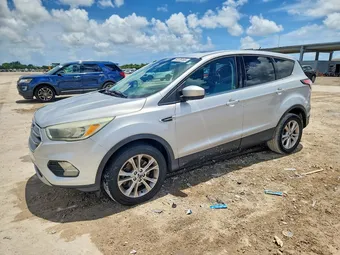 2017 Ford Escape 1FMCU9G95HUD44661