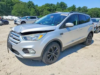2018 Ford Escape 1FMCU0GD5JUB29044
