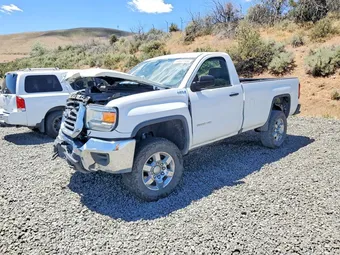 2018 GMC 1GT02REG0JZ300722
