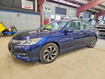 2017 Honda Accord 1HGCR2F89HA112153