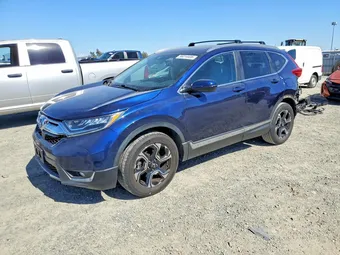 2018 Honda CR-V 7FARW2H96JE095613