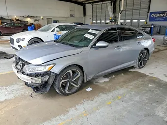 2018 Honda Accord 1HGCV1F38JA102181