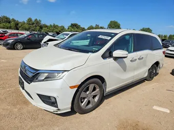 2018 Honda Odyssey 5FNRL6H7XJB007396