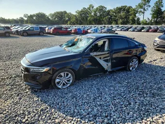 2019 Honda Accord 1HGCV1F13KA165172