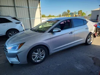 2020 Hyundai Elantra 5NPD84LF2LH528454