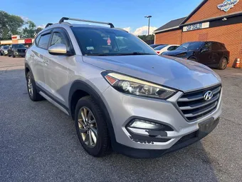 2018 Hyundai Tucson KM8J3CA49JU676774
