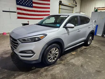 2017 Hyundai Tucson KM8J3CA48HU569662