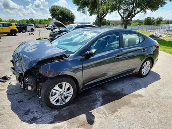 2020 Hyundai Elantra 5NPD84LF3LH604148