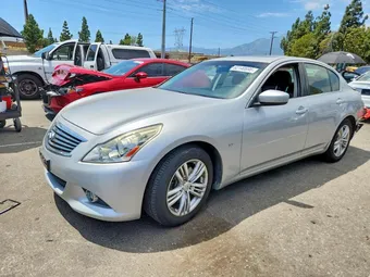 2015 Infiniti Q40 JN1CV6AP4FM500390