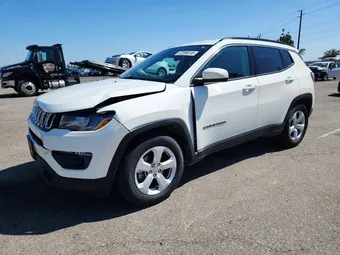 2018 Jeep Compass 3C4NJCBB1JT489001
