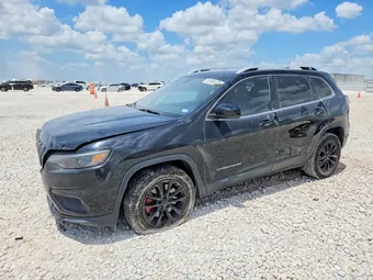 2019 Jeep Cherokee 1C4PJLCB5KD307508