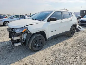 2018 Jeep Compass 3C4NJDAB8JT307558