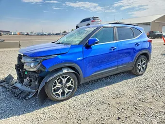 2021 Kia Seltos KNDERCAA2M7043188