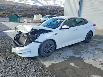 2018 Kia Optima 5XXGT4L31JG197957