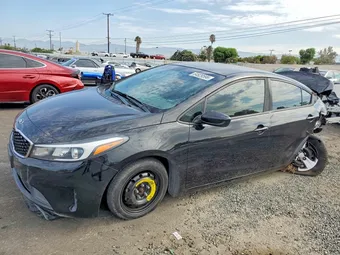 2018 Kia Forte 3KPFL4A77JE199352