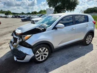 2016 Kia Sportage KNDPB3AC2G7858381