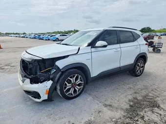 2021 Kia Seltos KNDEUCA23M7140049