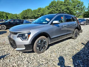 2023 Kia Niro KNDCR3L12P5053949