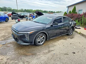 2025 Kia K4 3KPFT4DE3SE145428