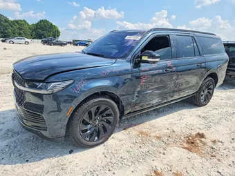 2025 Lincoln Navigator 5LMJJ3LG5SEL15032