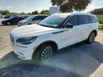 2020 Lincoln Aviator 5LM5J7WC5LGL03132