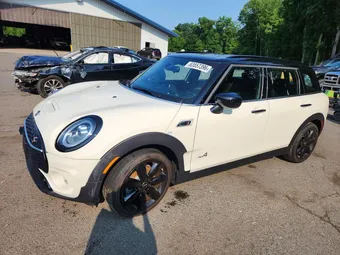 2021 Mini Clubman WMWXJ1C02M2P46020