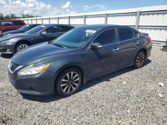 2017 Nissan Altima 1N4AL3AP0HC255529