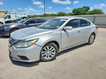 2017 Nissan Altima 1N4AL3AP4HC124832