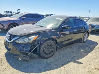 2018 Nissan Altima 1N4AL3AP1JC127595