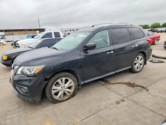 2018 Nissan Pathfinder 5N1DR2MN7JC621613