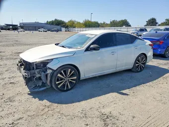2020 Nissan Altima 1N4BL4CV4LC240241