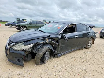 2017 Nissan Altima 1N4AL3APXHN342696
