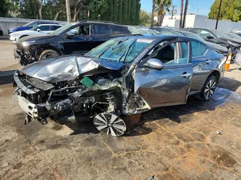 2021 Nissan Altima 1N4BL4DV9MN415135