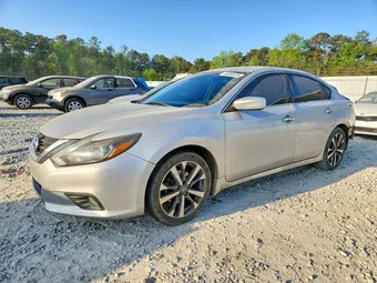2017 Nissan Altima 1N4AL3AP7HN351582