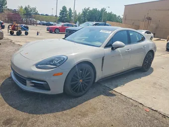 2017 Porsche Panamera WP0AA2A71HL102782