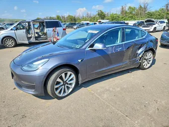 2018 Tesla Model 3 5YJ3E1EA3JF031087
