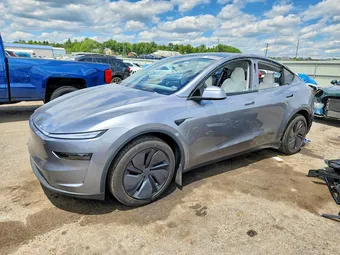 2026 Tesla Model Y 7SAYGDEEXTF338184