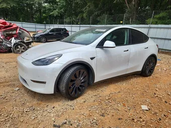 2021 Tesla Model Y 5YJYGDEFXMF189444