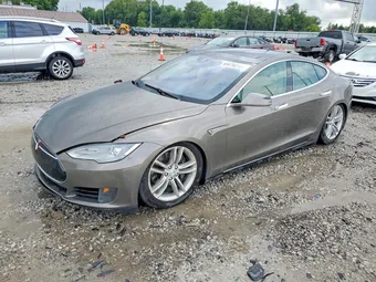 2015 Tesla Model S 5YJSA1E23FF103073