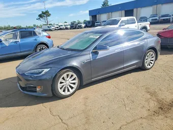 2017 Tesla Model S 5YJSA1E22HF199863