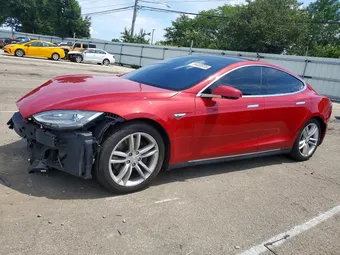 2015 Tesla Model S 5YJSA1S23FF090510
