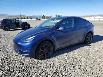 2023 Tesla Model Y 7SAYGDEE5PA099906